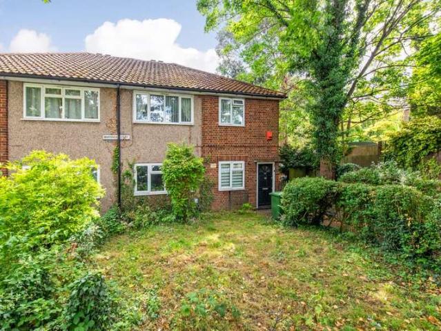 Flat for sale in Tulse Hill, Greater London