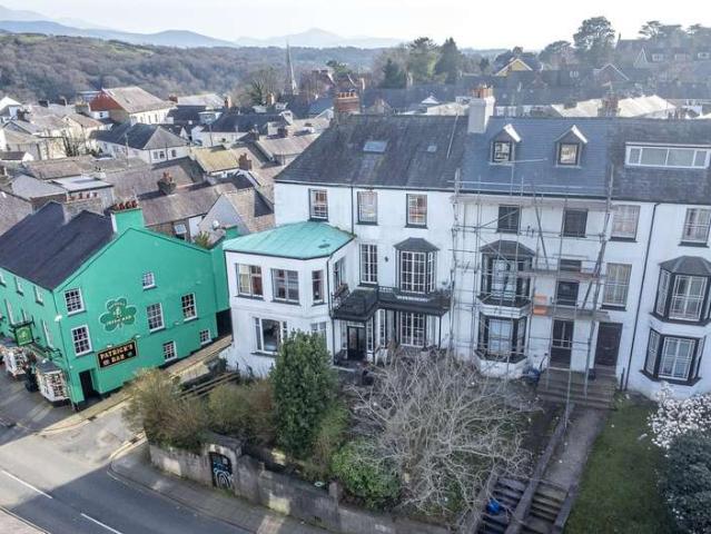 Flat for sale in Upper Bangor, Bangor