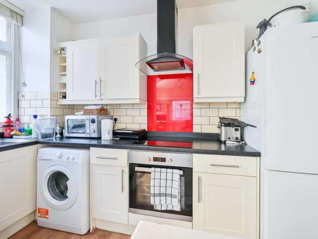 Flat for rent in Elephant and Castle, Isle Of Man