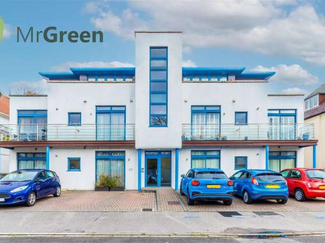 Flat for rent in Pokesdown, Bournemouth