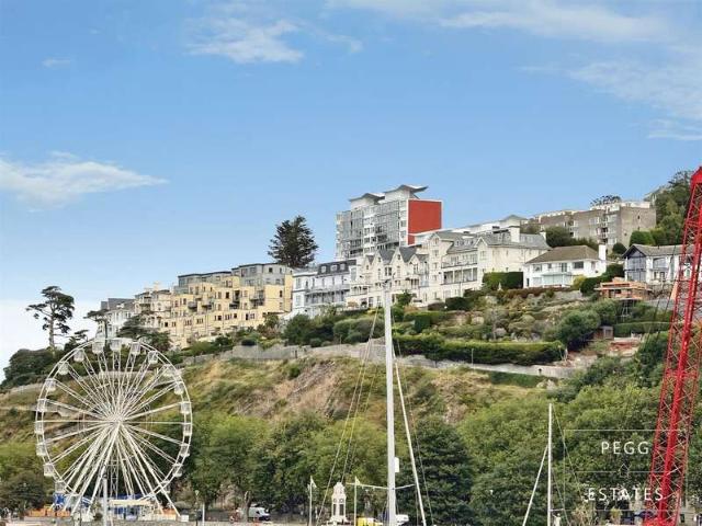 Flat for sale in Upton, Torquay