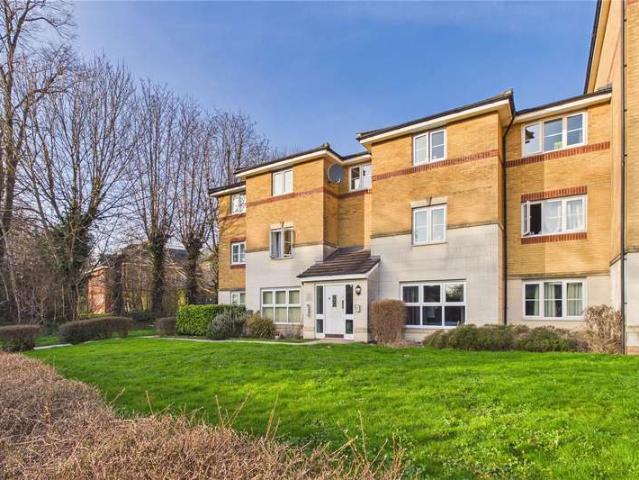 Flat for sale in Enborne, West Berkshire