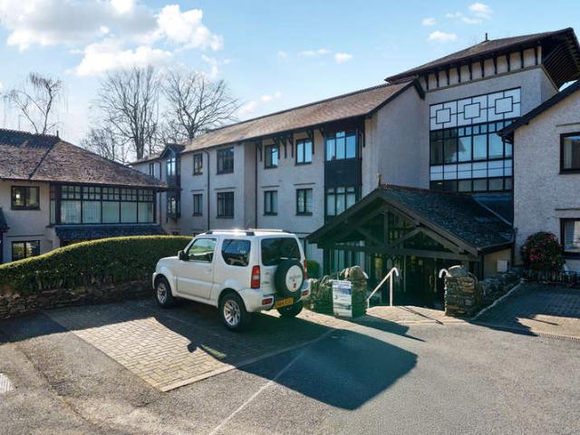 Flat for sale in Bowness-on-windermere