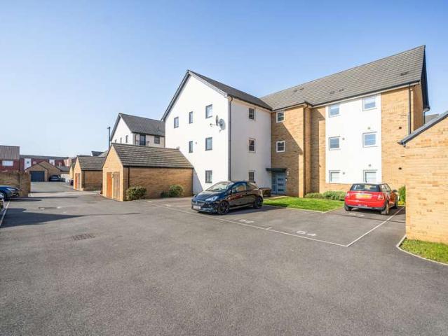 Flat for sale in Yate Rocks, Yate