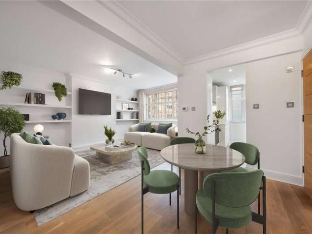 Flat for sale in St. John's Wood, Greater London