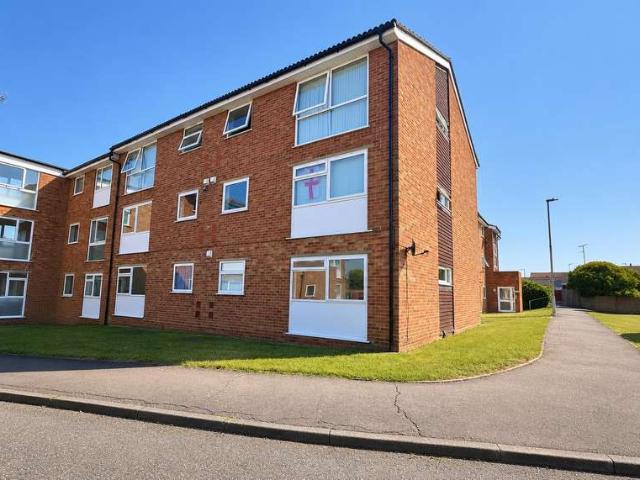Flat for sale in North Springfield, Chelmsford