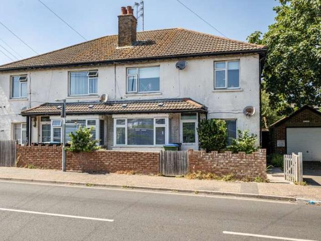 Flat for sale in Clapham, West Sussex