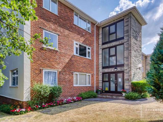 Flat for sale in Moordown, Bournemouth