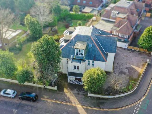 Flat for rent in Charminster, Bournemouth
