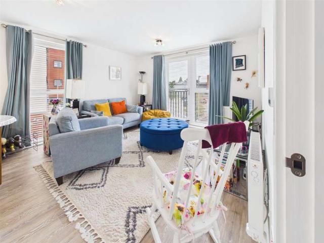 Flat for sale in Langley Park, Chippenham