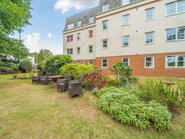 Flat for sale in Golden Valley, Gloucestershire