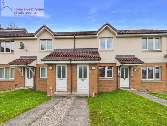 Flat for sale in Lentran, Scotland