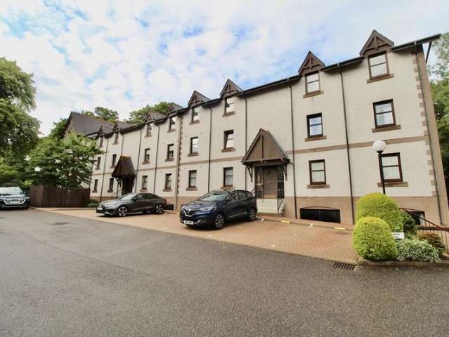 Flat for rent in Ballindoch, Scotland