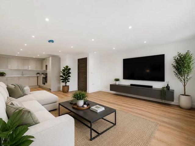 Apartment for rent in Connaught Park, Bushey