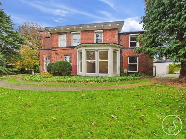 Flat for sale in Chapel Allerton, West Yorkshire