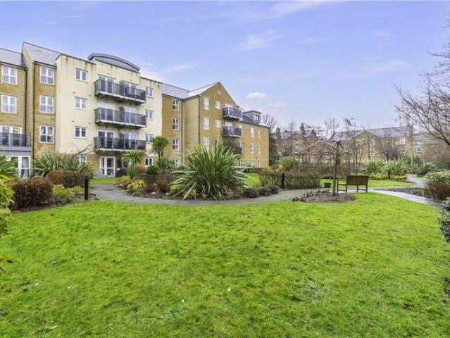 Flat for sale in Moortown, West Yorkshire