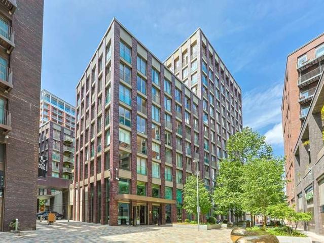 Flat for sale in Nine Elms, Greater London