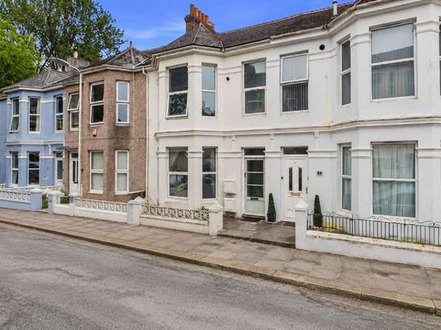 Flat for sale in St.Judes, Mount Wise