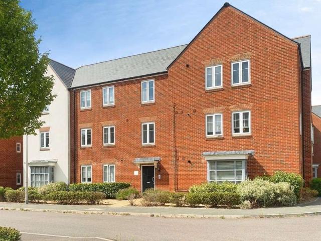 Flat for sale in Wokingham