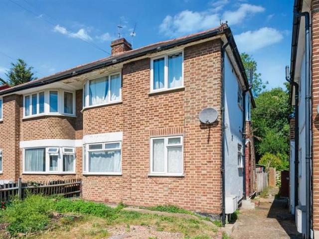 Flat for sale in London Borough of Merton, Greater London