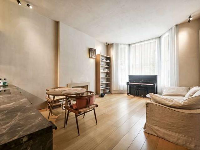 Flat for sale in Earl's Court, Earl's Court