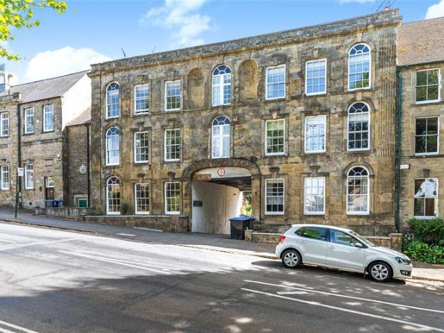 Flat for sale in Chipping Norton, Black Bourton