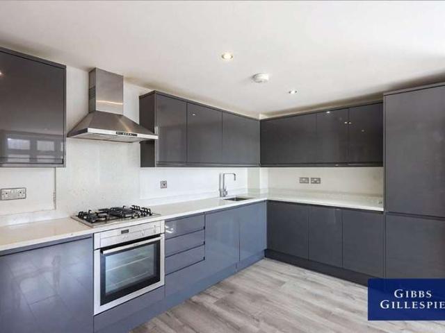 Flat for rent in Ruislip, Eastcote