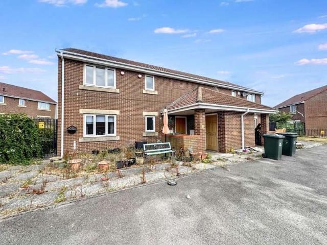 Flat for sale in Meadow Well, North Shields