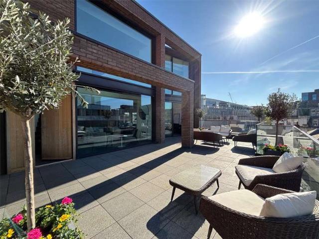 Flat for sale in East Marylebone, Mayfair