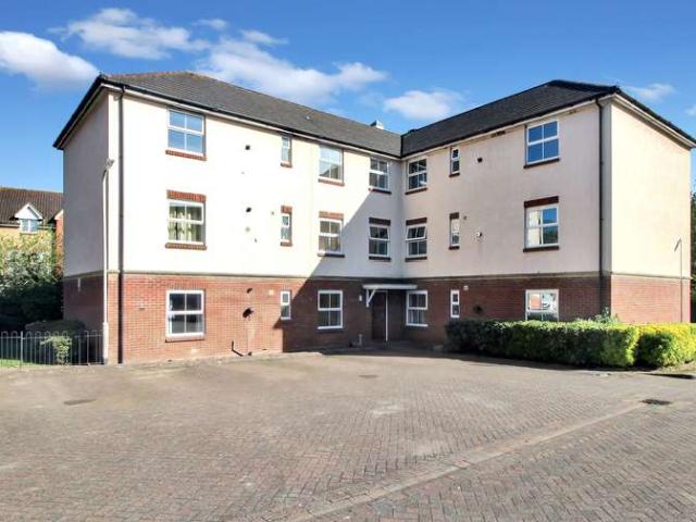 Flat for sale in Kennington Lees, Bridgefield