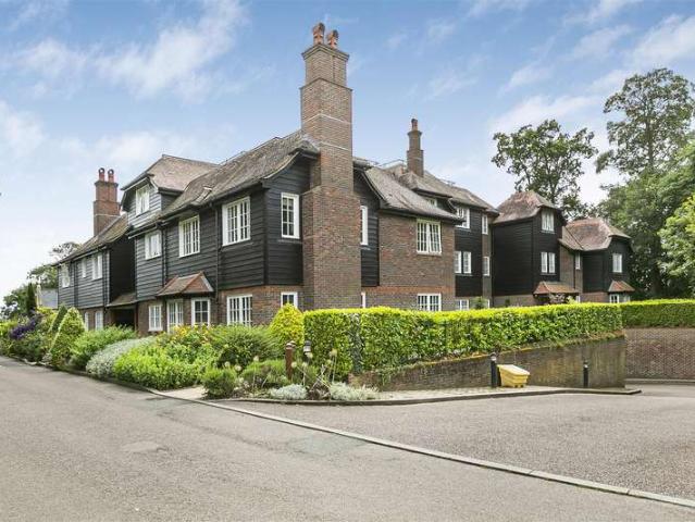 Flat for rent in Letchmore Heath, Aldenham