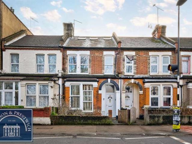 Flat for sale in Leytonstone, Leytonstone