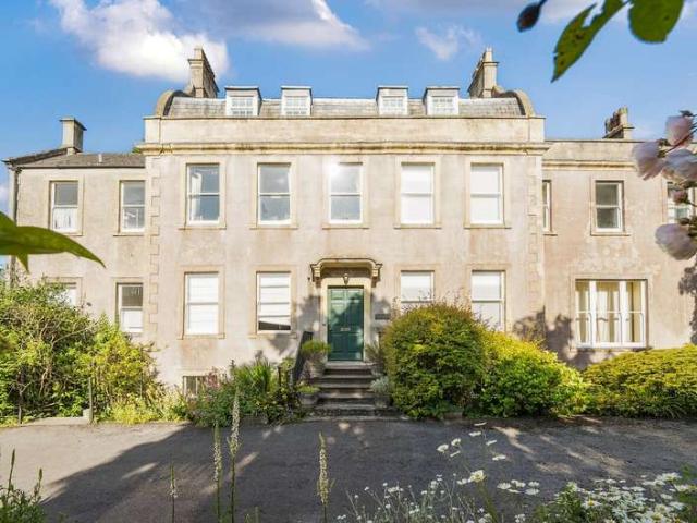 Flat for sale in Wells, Somerset