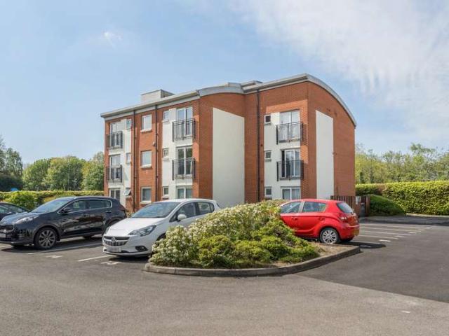 Flat for sale in Gorse Hill, Trafford Park