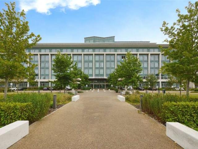 Flat for sale in Navestock Side, Essex