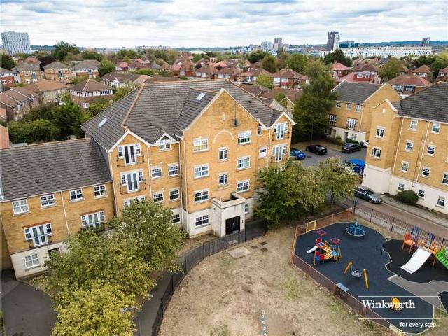 Flat for sale in London Borough of Brent, Greater London
