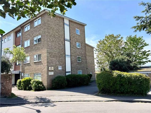 Flat for sale in Salisbury, Wiltshire
