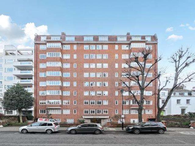Flat for sale in Bayswater, Greater London