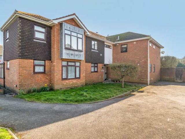 Flat for sale in Clapham, West Sussex