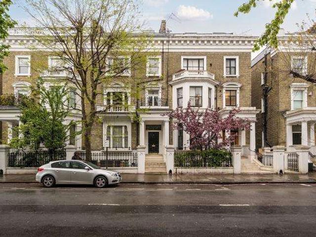 Flat for sale in Brompton, Greater London