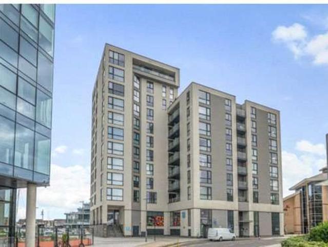Flat for sale in Ocean Village, City Of Southampton