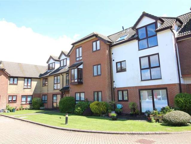 Flat for sale in Old Milton, Ashurst Bridge