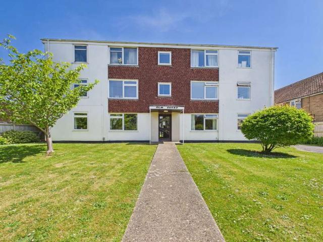 Flat for sale in Worthing, West Sussex