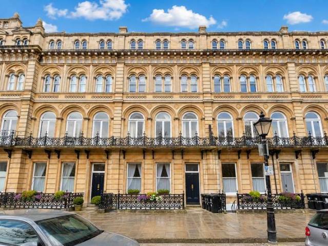 Flat for sale in Hotwells, Feckenham