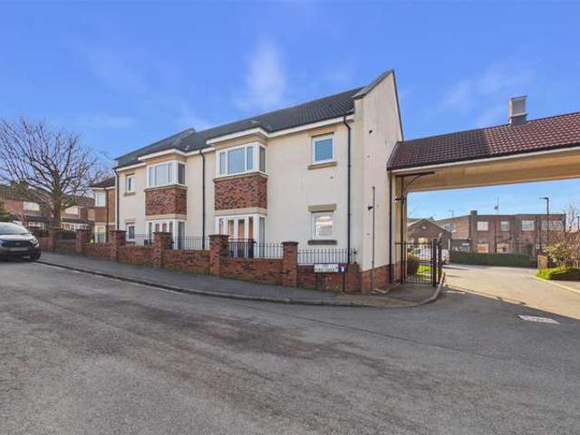 Flat for sale in South Hylton, Tyne And Wear