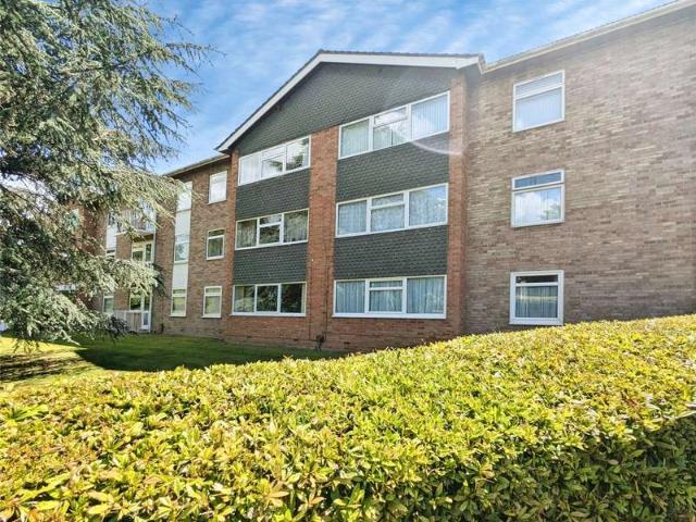 Flat for sale in Reading West, Reading