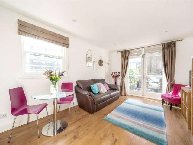 Flat for sale in Spitalfields, Whitechapel