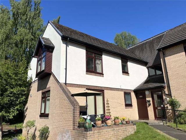Flat for sale in Hexham, Northumberland