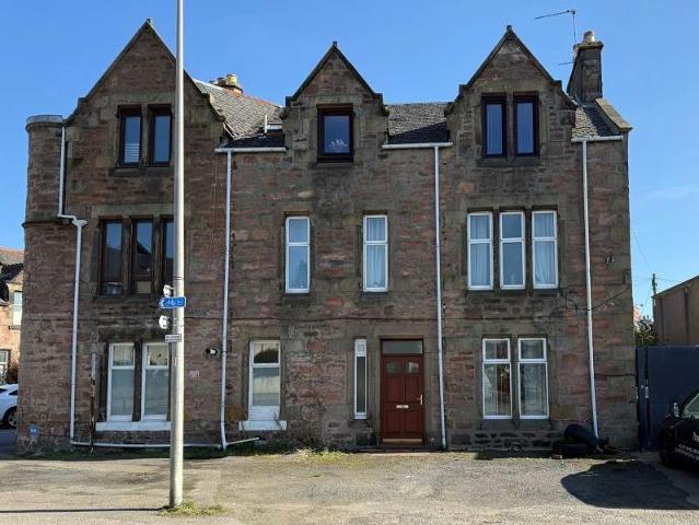 Flat for sale in Lentran, Scotland