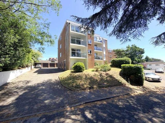 Flat for sale in Poole